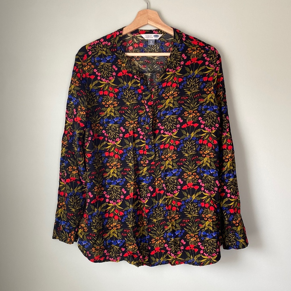 Old Navy black floral tunic top